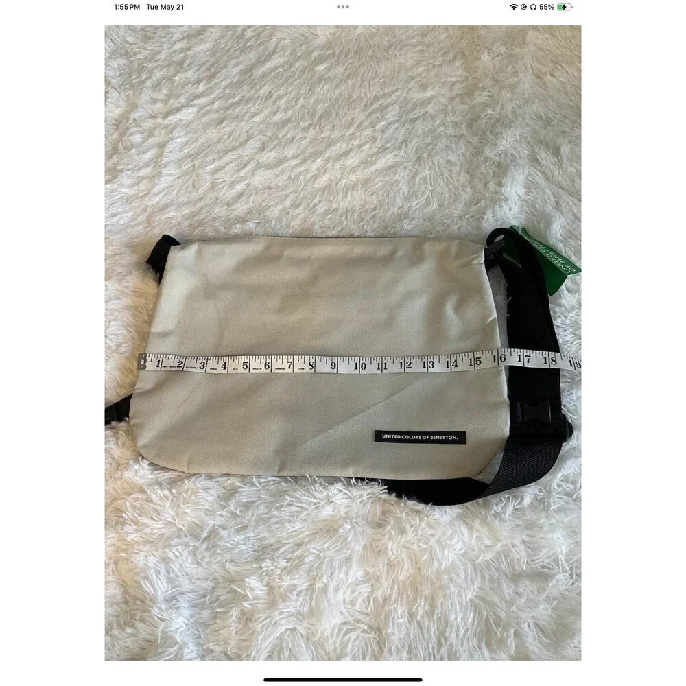 United Colors Of Benetton Mens Reversible Messenger Bag Black Or Tan Unisex NEW - Picture 7 of 9